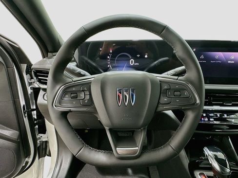 New 2026 Buick Envista Preferred FWD image 11
