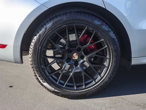 Used 2018 Porsche Macan GTS image 10