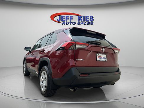 Used 2023 Toyota RAV4 LE image 5