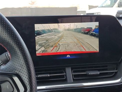 Certified 2025 Chevrolet Trax RS w/ Driver Confidence Package image 14