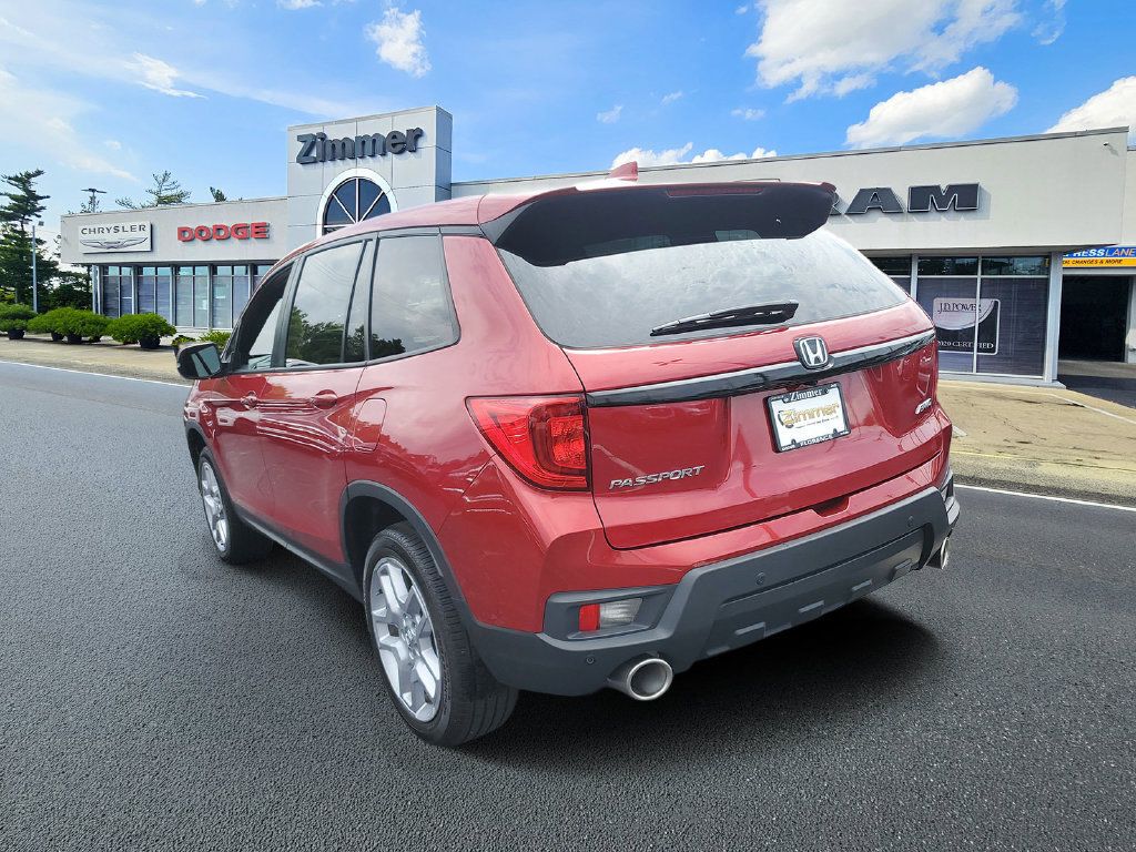 Used 2024 Honda Passport EX-L image 3