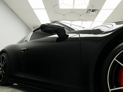 Used 2022 Porsche 911 Targa 4 GTS image 17