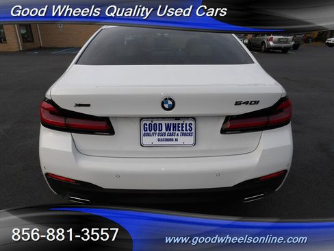 Used 2022 BMW 540i xDrive w/ M Sport Package image 6