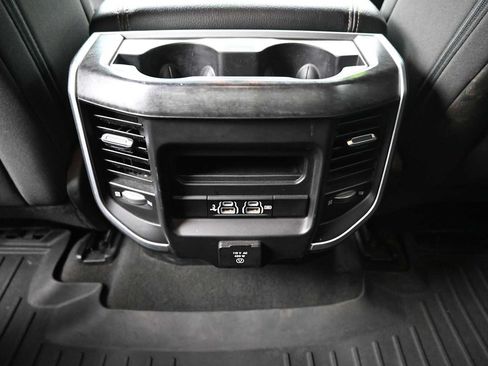 Used 2020 RAM 1500 Big Horn AWD/4WD image 12