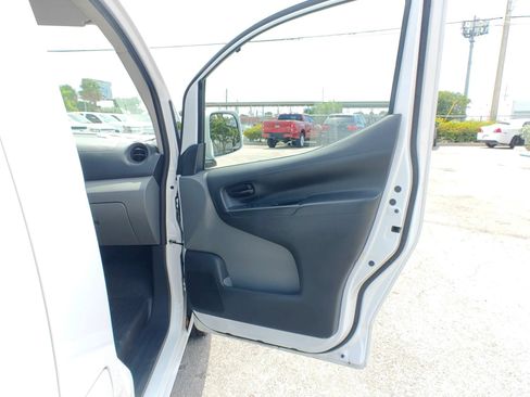 Used 2020 Nissan NV200 SV w/ Back Door Glass Package FWD image 14