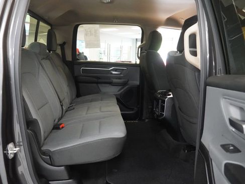 Used 2020 RAM 1500 Big Horn AWD/4WD image 31
