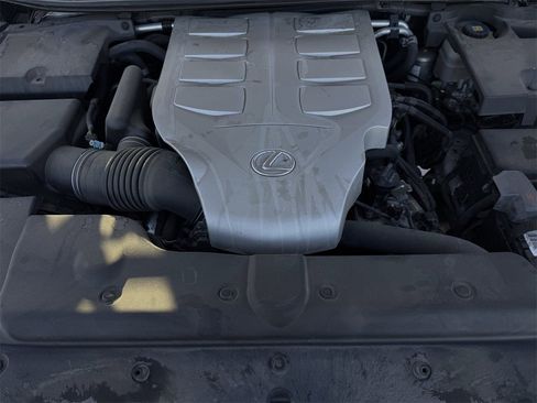 Used 2018 Lexus GX 460 Premium w/ Premium Package image 25