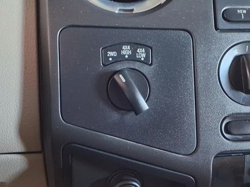 Used 2008 Ford F250 XLT image 19