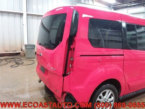 Used 2019 Ford Transit Connect XLT image 17