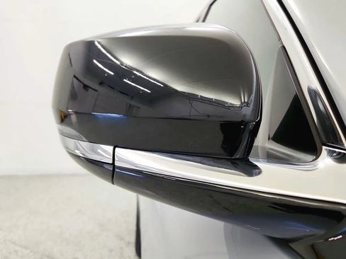 Used 2022 Jeep Grand Cherokee L Limited AWD/4WD image 36