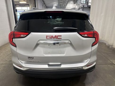 Used 2019 GMC Terrain SLT w/ Preferred Package image 5