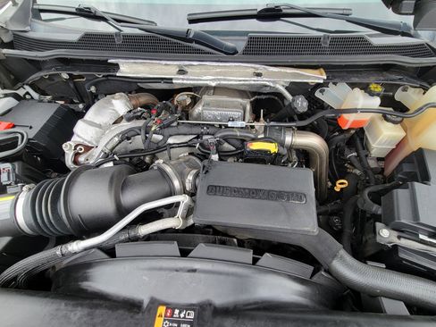 Used 2020 Chevrolet Silverado 3500 High Country image 25