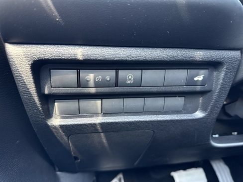 New 2026 Mitsubishi Outlander SEL FWD image 17