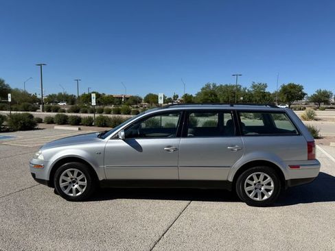 Used 2002 Volkswagen Passat GLS image 4