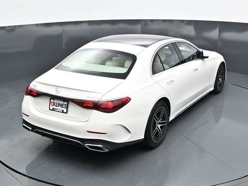 Used 2025 Mercedes-Benz E 450 4MATIC Sedan image 36