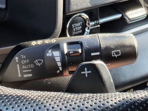 Used 2022 Mitsubishi Outlander SE image 40