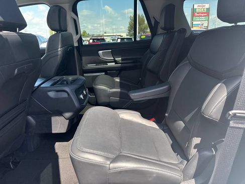 Used 2025 Ford Expedition Platinum AWD/4WD image 38