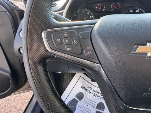 Used 2024 Chevrolet Malibu LT image 17