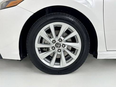 Used 2024 Toyota Camry SE FWD image 29