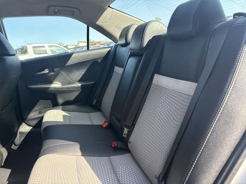 Used 2012 Toyota Camry SE FWD image 20