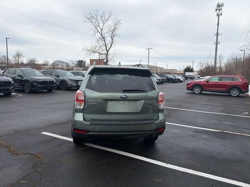Used 2018 Subaru Forester 2.5i Premium w/ All-Weather Package image 5