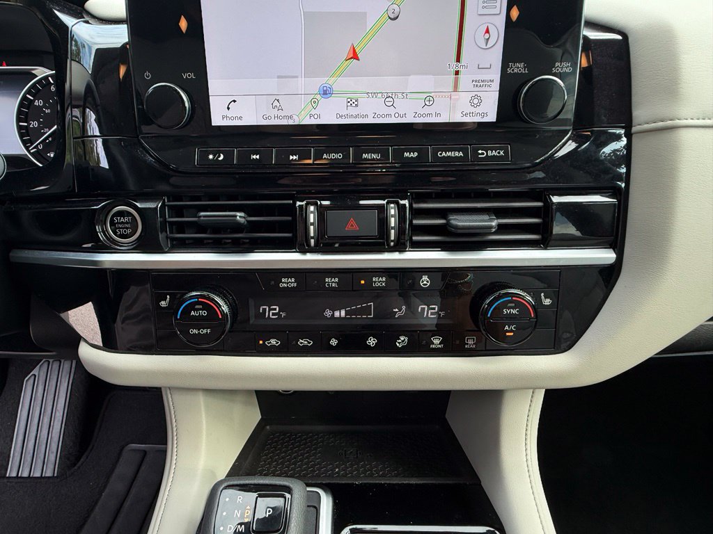 Used 2024 Nissan Pathfinder SL w/ SL Premium Package FWD image 18