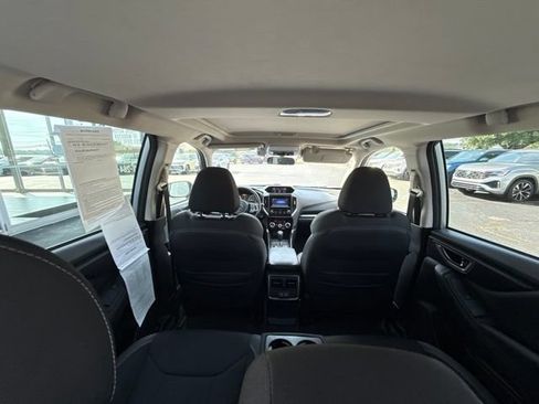 Used 2021 Subaru Forester Premium AWD/4WD image 13