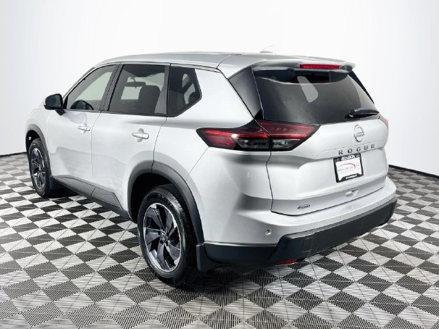 Used 2025 Nissan Rogue SV FWD image 6