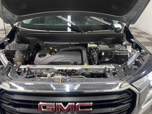 Used 2024 GMC Terrain SLE AWD/4WD image 26