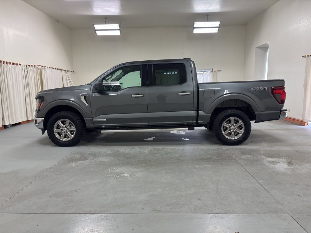Used 2025 Ford F150 XLT w/ Equipment Group 301A Standard AWD/4WD image 5