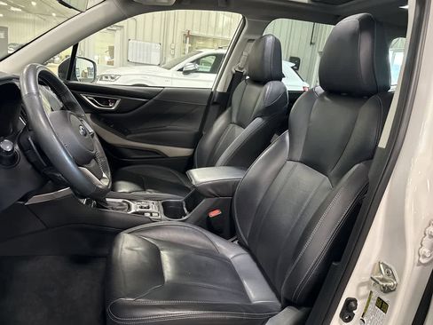 Used 2022 Subaru Forester Limited w/ Popular Package #2 image 15