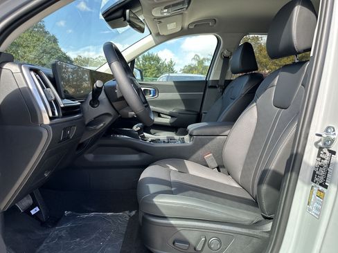 Certified 2026 Kia Sorento S FWD image 13