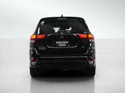 Used 2022 Mitsubishi Outlander LE image 4