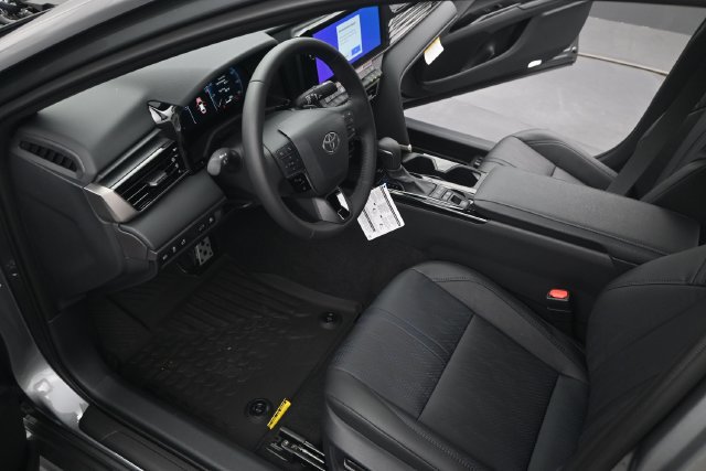New 2027 Toyota Camry XSE FWD image 4