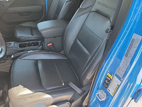 Used 2020 Jeep Gladiator Overland image 20