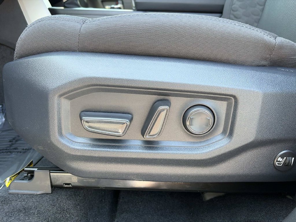 New 2026 Toyota Tundra SR5 AWD/4WD image 26