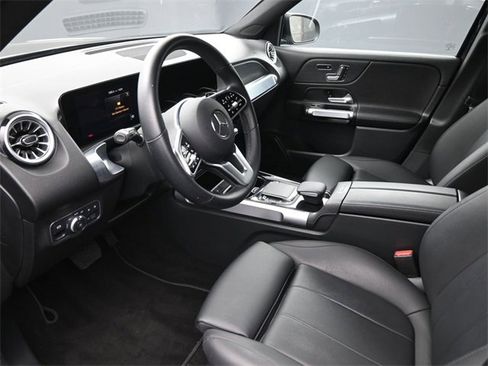 Used 2023 Mercedes-Benz GLB 250 4MATIC image 19