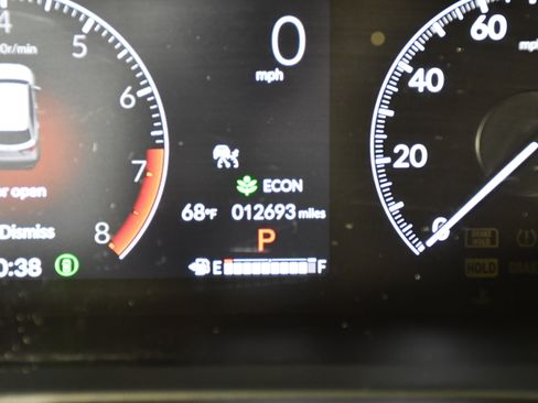 Certified 2025 Honda HR-V Sport image 11
