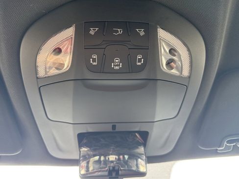 New 2026 Chrysler Pacifica Select image 33