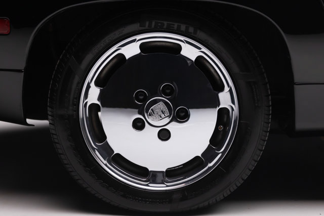 Used 1989 Porsche 928 S4 RWD image 31