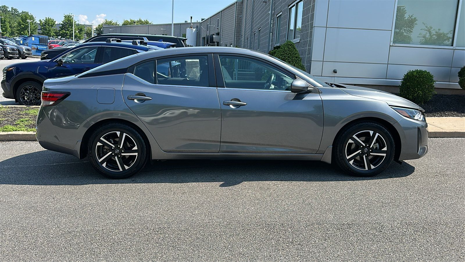 Certified 2024 Nissan Sentra SV FWD image 27