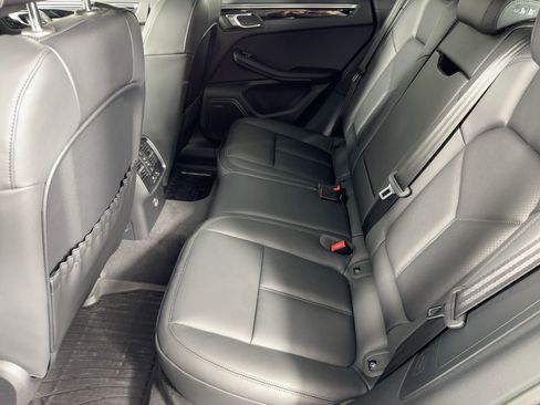 Used 2026 Porsche Macan S image 15
