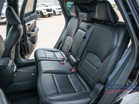 Used 2019 INFINITI QX50 Essential w/ Sensory Package image 11