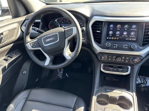 Certified 2023 GMC Acadia SLT image 25