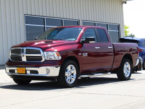 Used 2017 RAM 1500 Big Horn AWD/4WD image 12