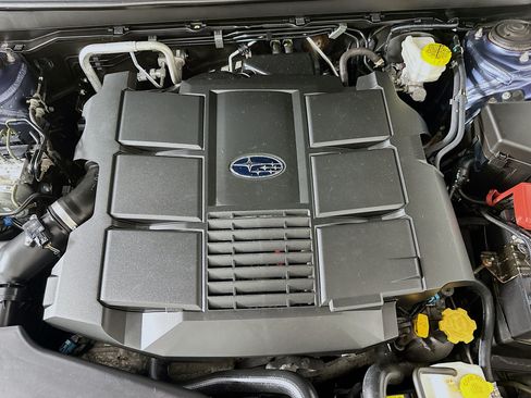 Used 2018 Subaru Outback 3.6R Limited AWD/4WD image 33
