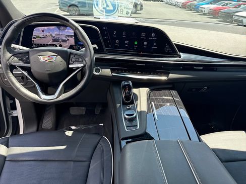 Used 2024 Cadillac Escalade Sport AWD/4WD image 15
