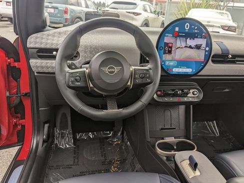 Certified 2025 MINI Cooper S image 15