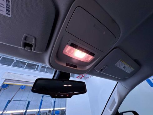 Used 2016 Chevrolet Colorado Z71 image 31