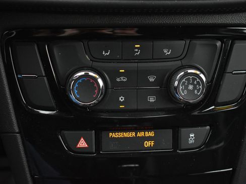 Used 2019 Buick Encore Preferred w/ Safety Package image 28